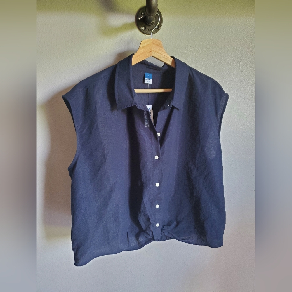 Old Navy button up tank